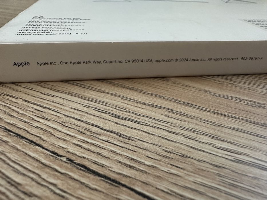 Apple • Smart Folio • iPad Pro • 13 cali • Black • czarne • etui • oryginalne • Jak Nowe
