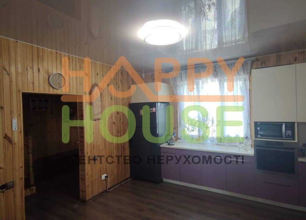 Продам Просторный Дом с ремонтом и мебелью в с.Новые Петровцы