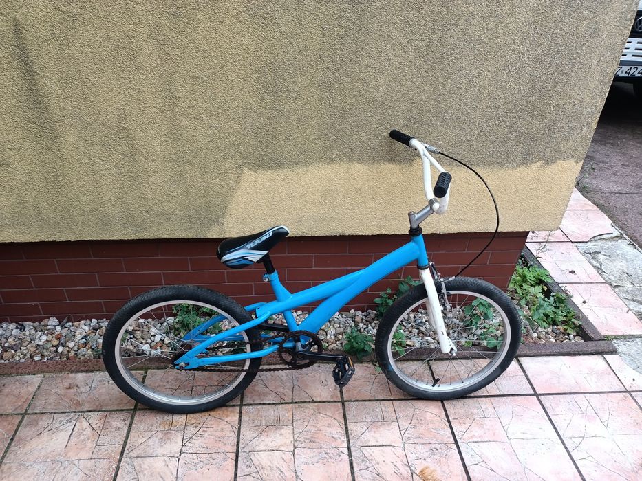 Sprzedam rower BMX firmy victus  roz 20