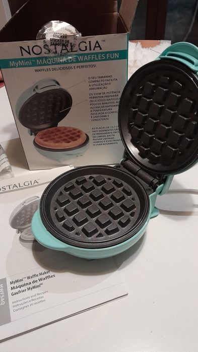 Máquina de wafffle Nostalgia MyMini