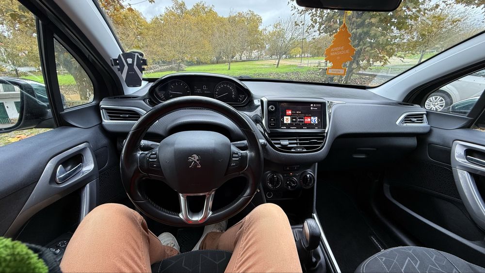Peugeot 2008 1.2 gasolina ano 2017