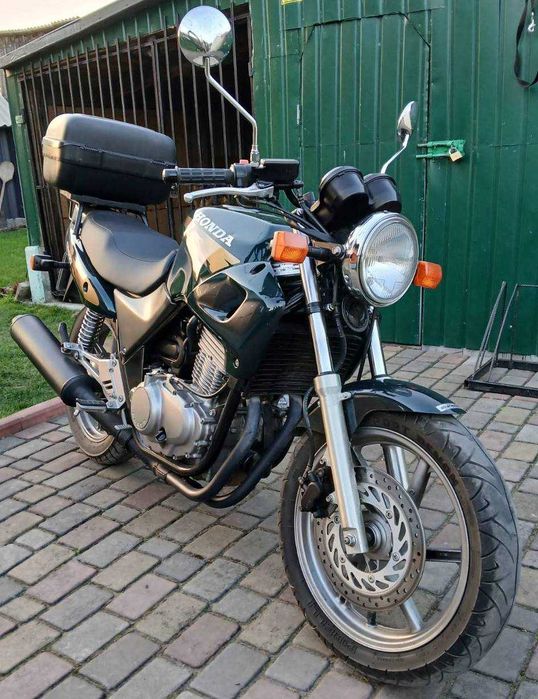 Продам мотоцикл HONDA CB 500