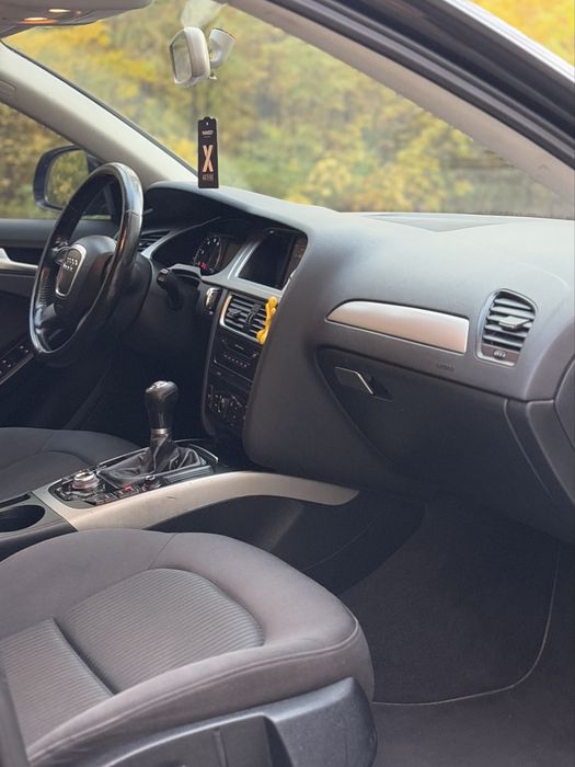 Продам Audi A4 B8