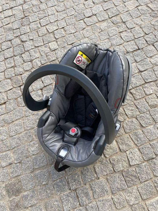 Carrinho bebé MIMA + Duas babycoques