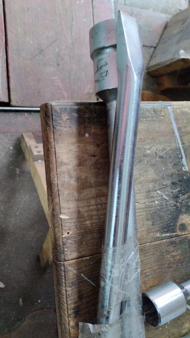 Ключ До Колеса 32/33Mm+ монтажка