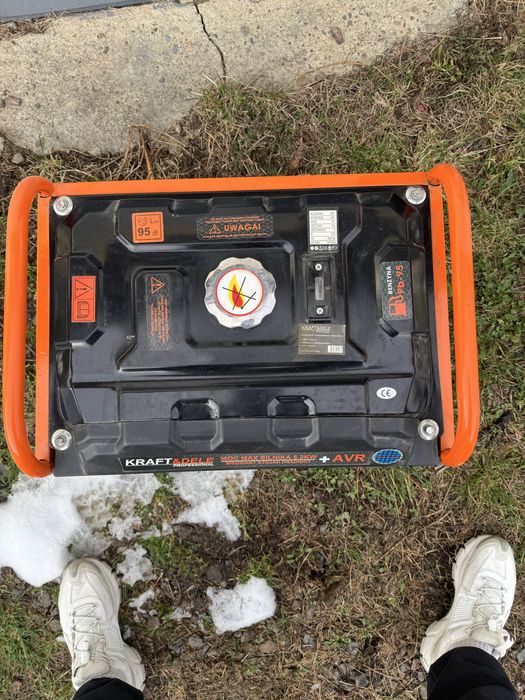 Бензиновий генератор Kraft&Dele KD160 3.5кВт Борислав