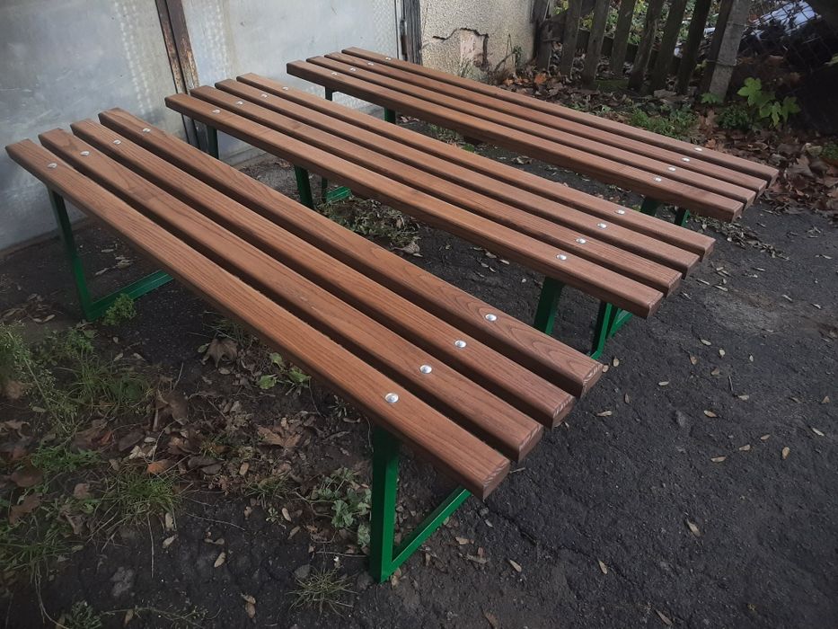 Лавки для шкільних коридорів та сховищ.