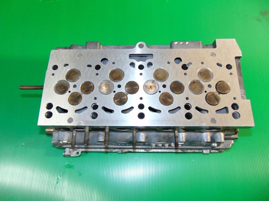 Oryginalna głowica 2,0TDI 16V 03G103373A BKD BKP BRE BLB BRD kompletna
