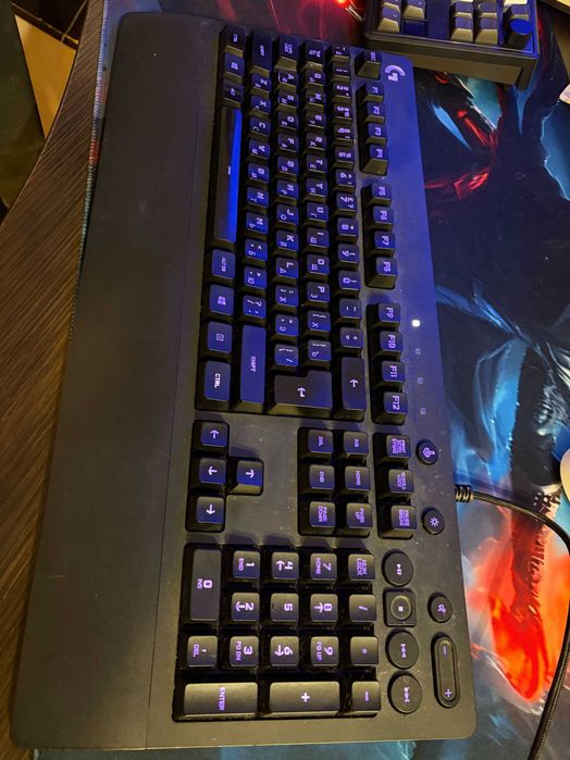 Клавіатура Logitech G213