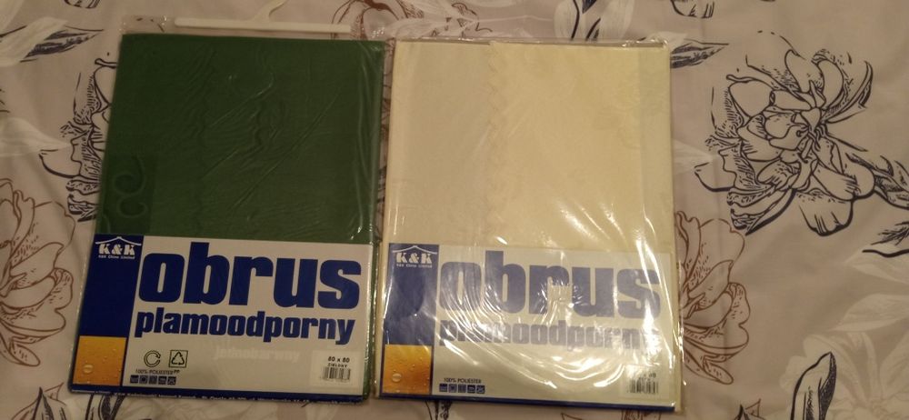Obrusy plamoodporne 80/80 ecru i zielone nowe i używane