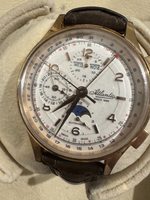 Atlantic chronograph universal
