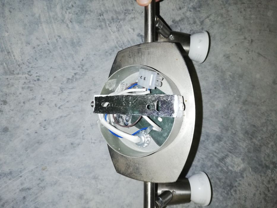 Candeeiro de teto com 2 lâmpadas