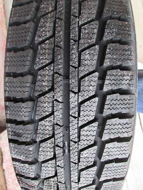 Купити зимові шини гуму резину покришки колеса 215/65R16 "C" для бусів. Доставка, гарантія. Професійний підбір оптимальних шин під ваші умови.