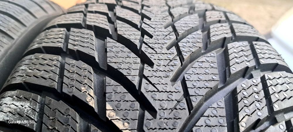 2 x 205/55/17 Nokian Tires WR snowproof P Trzcianka • OLX.pl