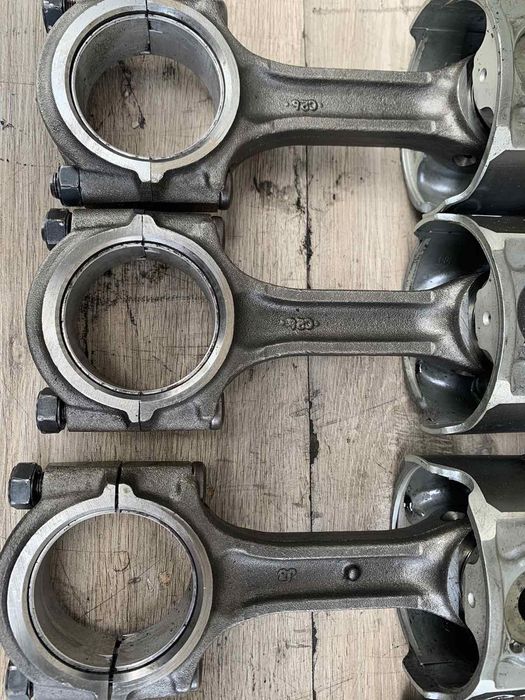 Коленвал колінвал 2.9 CRDI Kia Carnival Hyundai Terracan Таракан