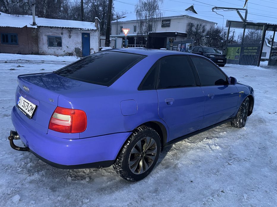 Продам Ауді а4б5 1998 року