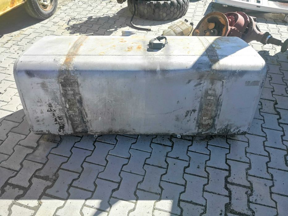aluminiowy zbiornik paliwa 600l man