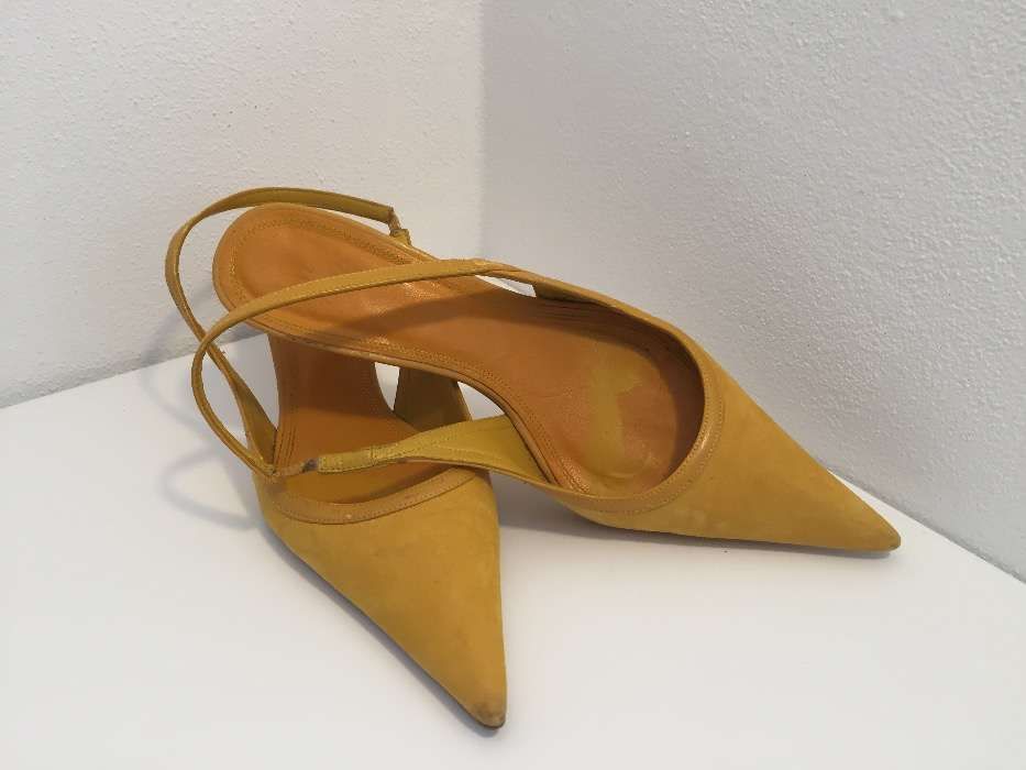 Sapatos de camurça