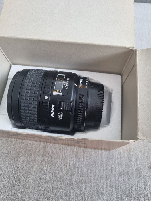 Lente AF Micro Nikkor 60mm f/2.8D