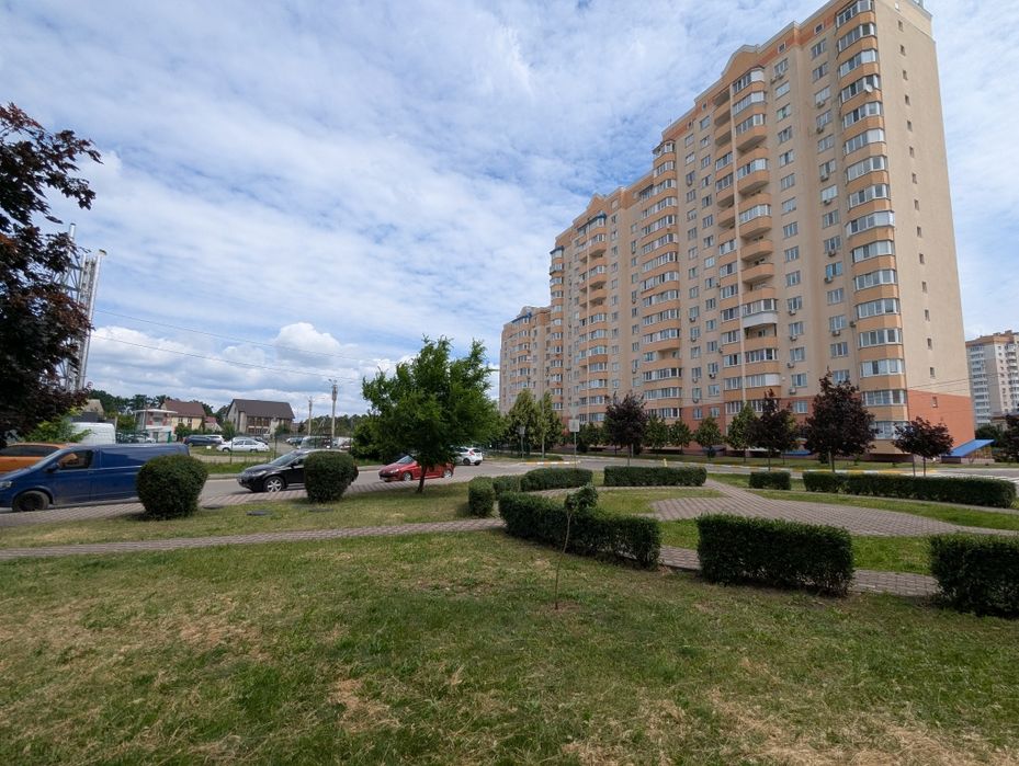 Комерційне приміщення 103м2