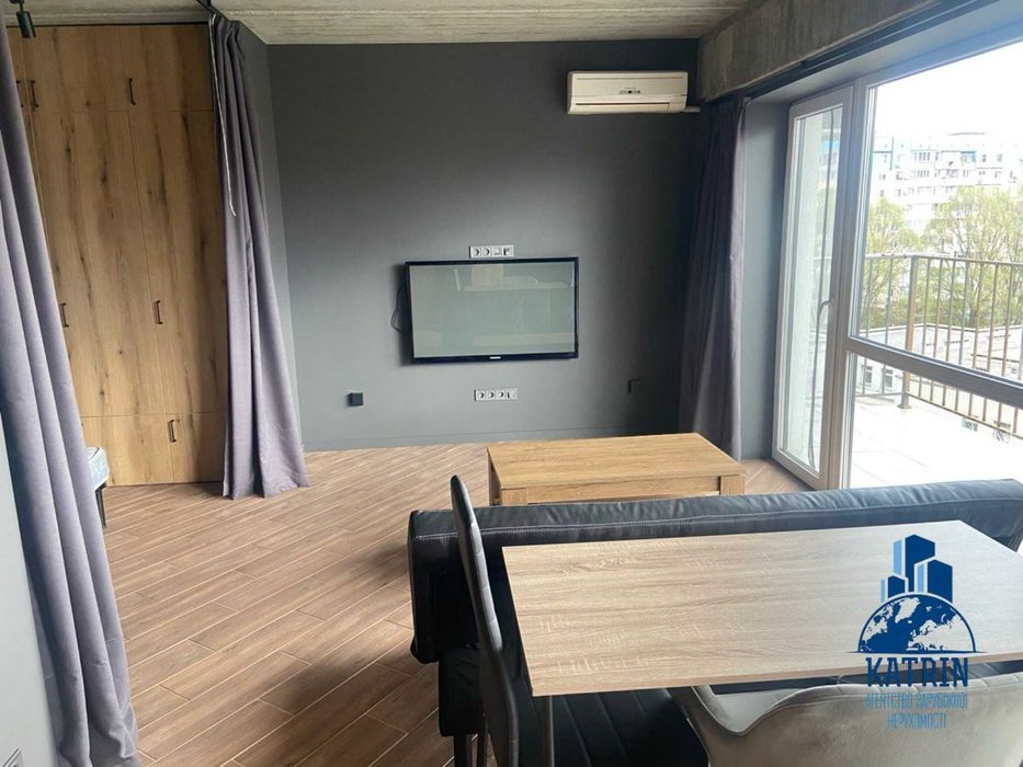 Продам квартиру з ремонтом в ЖК Молодіжний Фрунзенський