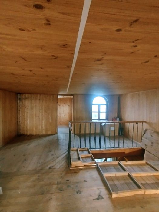 Продається цегляний двоповерховий будинок в м.Малин