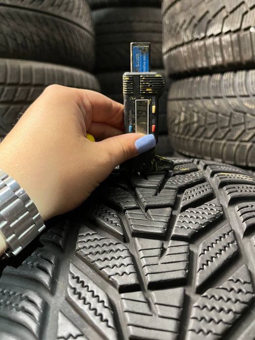 Пара зимової гуми 255/40/20 Hankook
