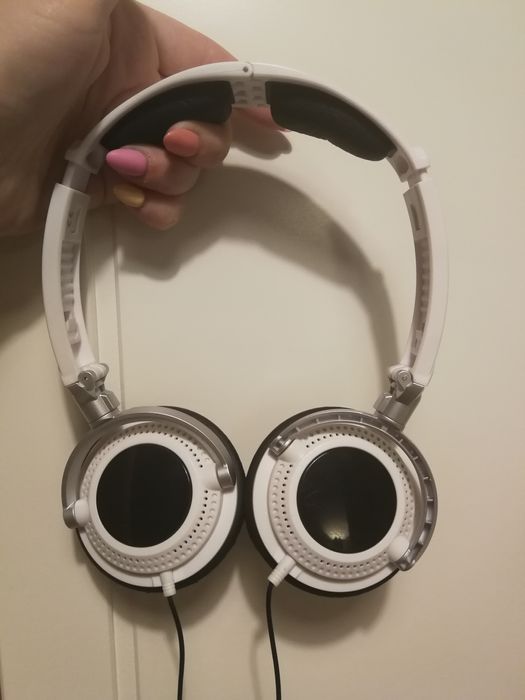 Białe słuchawki regulowane dla dzieci/młodzieży