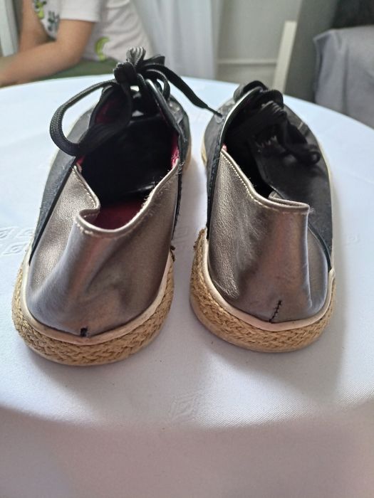 Buty czarne rozmiar 38