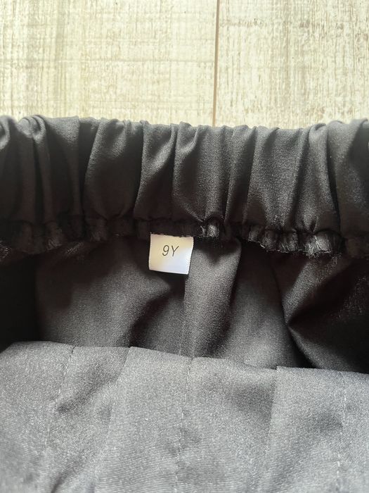 Чорна спідниця, спідничка, спідниця