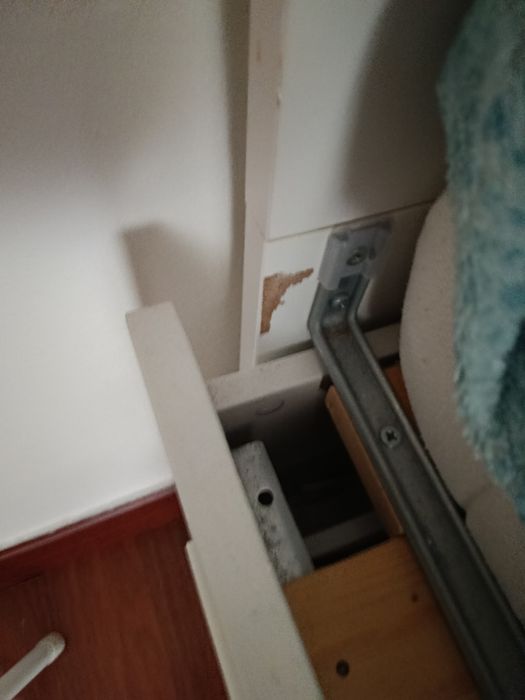 Cama usada em bom estado