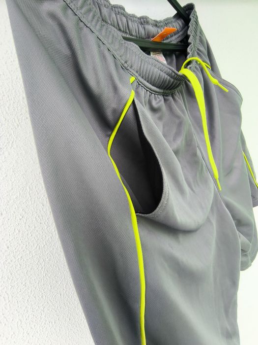 Calções desportivos Puma