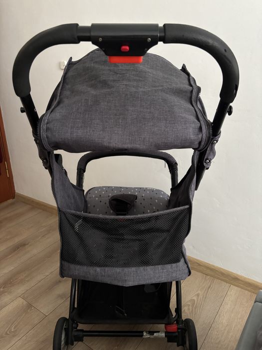 Прогулянкова коляска