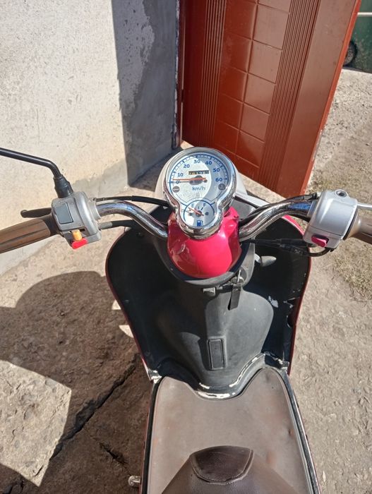 Yamaha vino чотирьохтактна продам скутер