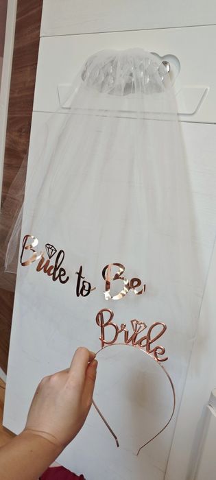 Nowy komplet dla panny młodej welon + opaska