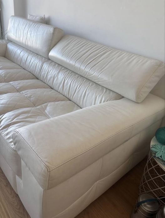 Sofa 100% pele branco 3 lugares
