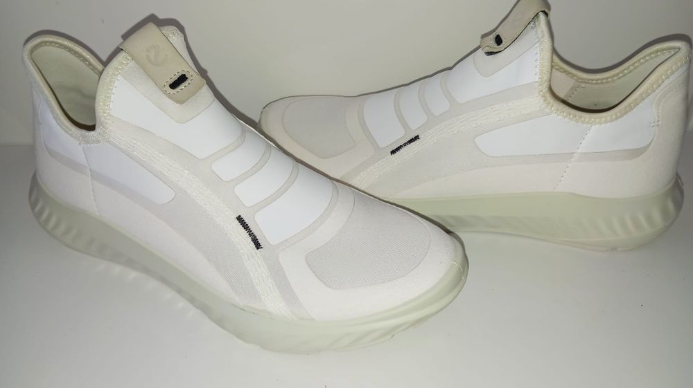 Sneakersy ECCO Ath-1Fw  39