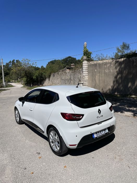 Renault clio 1.5dCi 90cv 2019 limited — photo 3