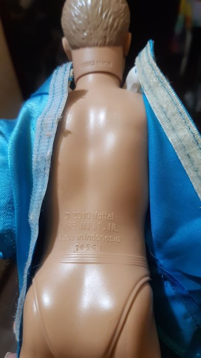Mattel Кен Барби Индонезия