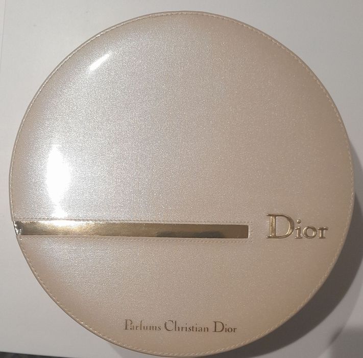 Caixa Parfums Christian Dior