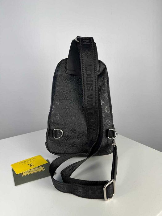 Сумка-слінг чоловіча Louis Vuitton через плече Луї Вітон