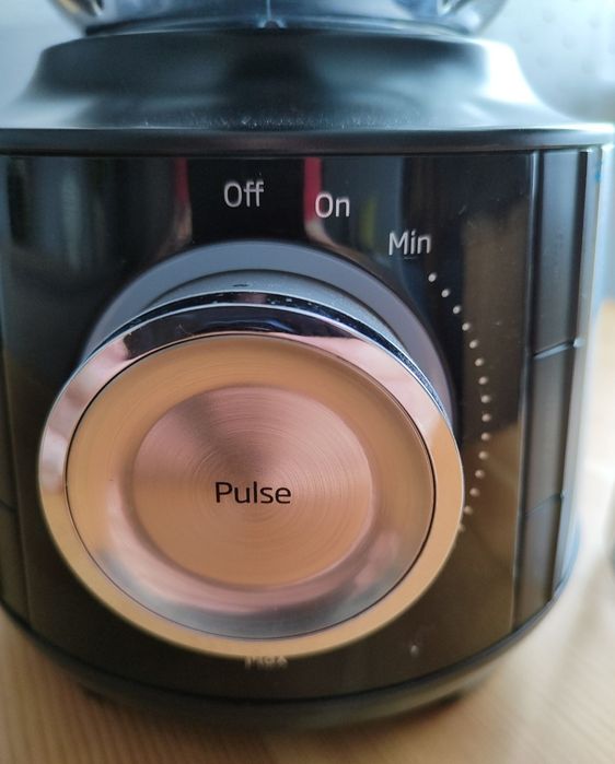 Blender kielichowy BEKO TBV8106BX (próżniowy)