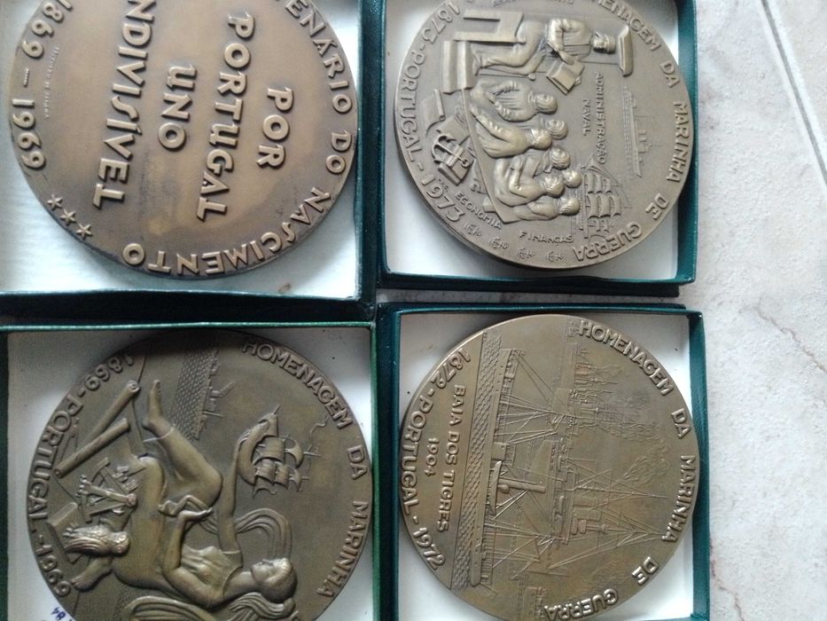 medalhas  antigas militares peças raras