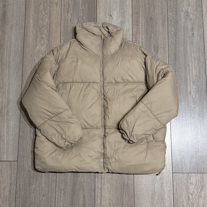 Пуховик куртка бежева