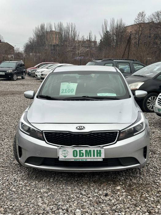 Продам Kia Forte 2018 рік можлива розстрочка,кредит,обмін!
