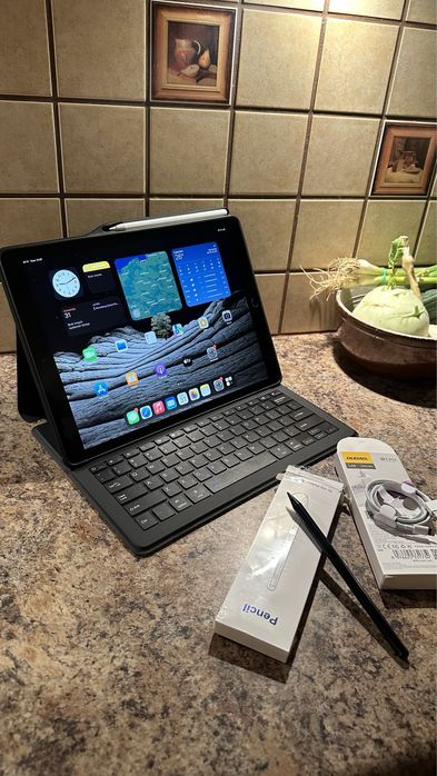 Tablet iPad Apple PRO —12.9” cali - Touch ID - PROCREATE