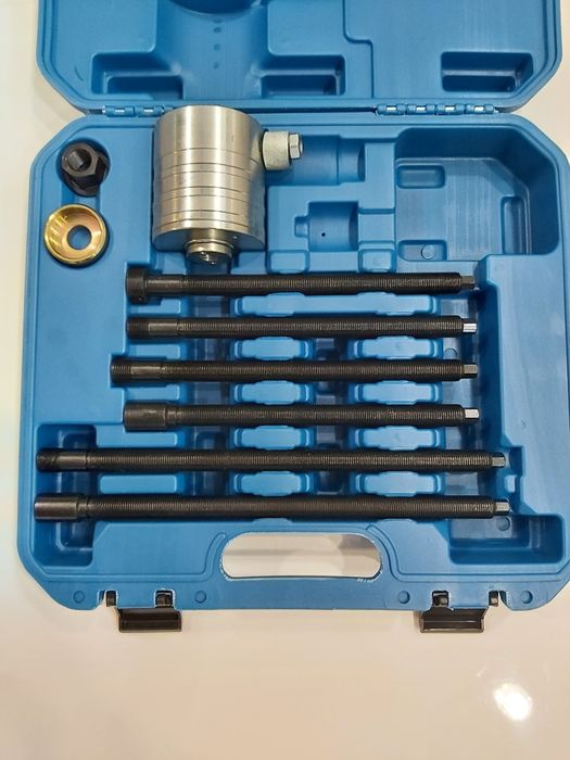 Siłownik ściągacz przelotowy do wtryskiwaczy tulei 20 Ton