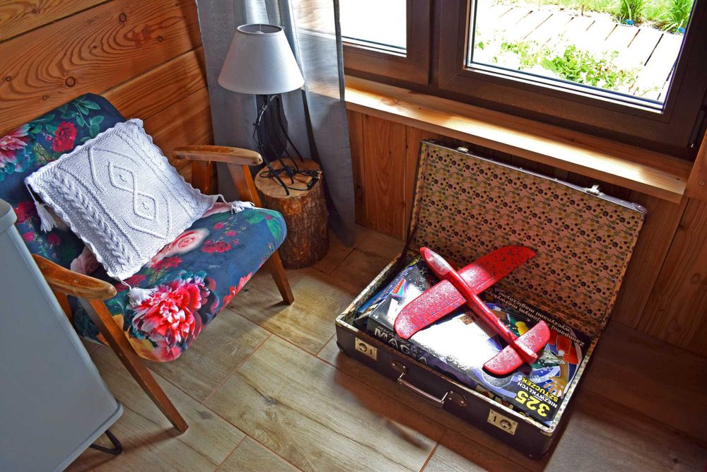 Leśny Zakątek Uroczysko -Tiny House , noclegi , sauna i balia , basen