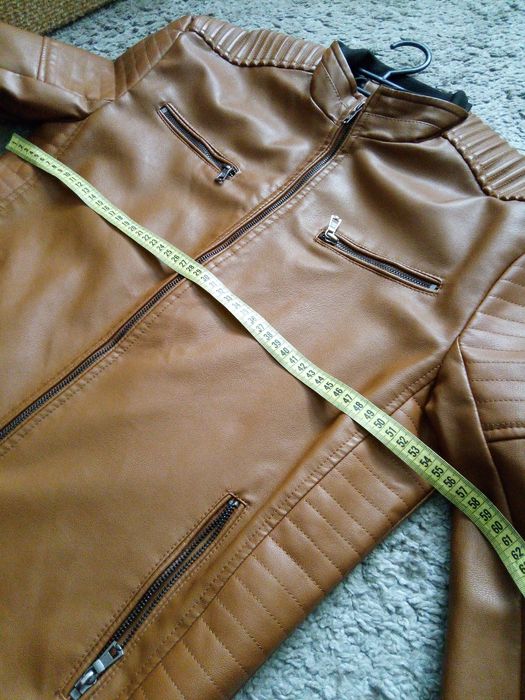 Куртка шкірзам, тяжка, міцна, нова.