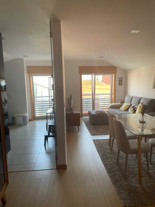 Apartamento T3 Mobilado - Praia da Costa Nova - Arrendamento